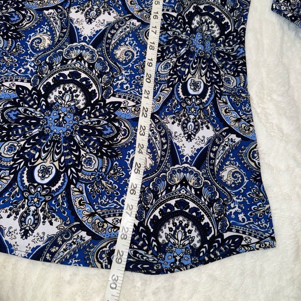 2 x 20$ White House Black Market Blue and Black Ornate Blouse Size M - Picture 4 of 7